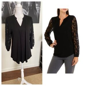 Vivilli women’s Sz L Pullover black lace stretch blouse top V-neck new with tag